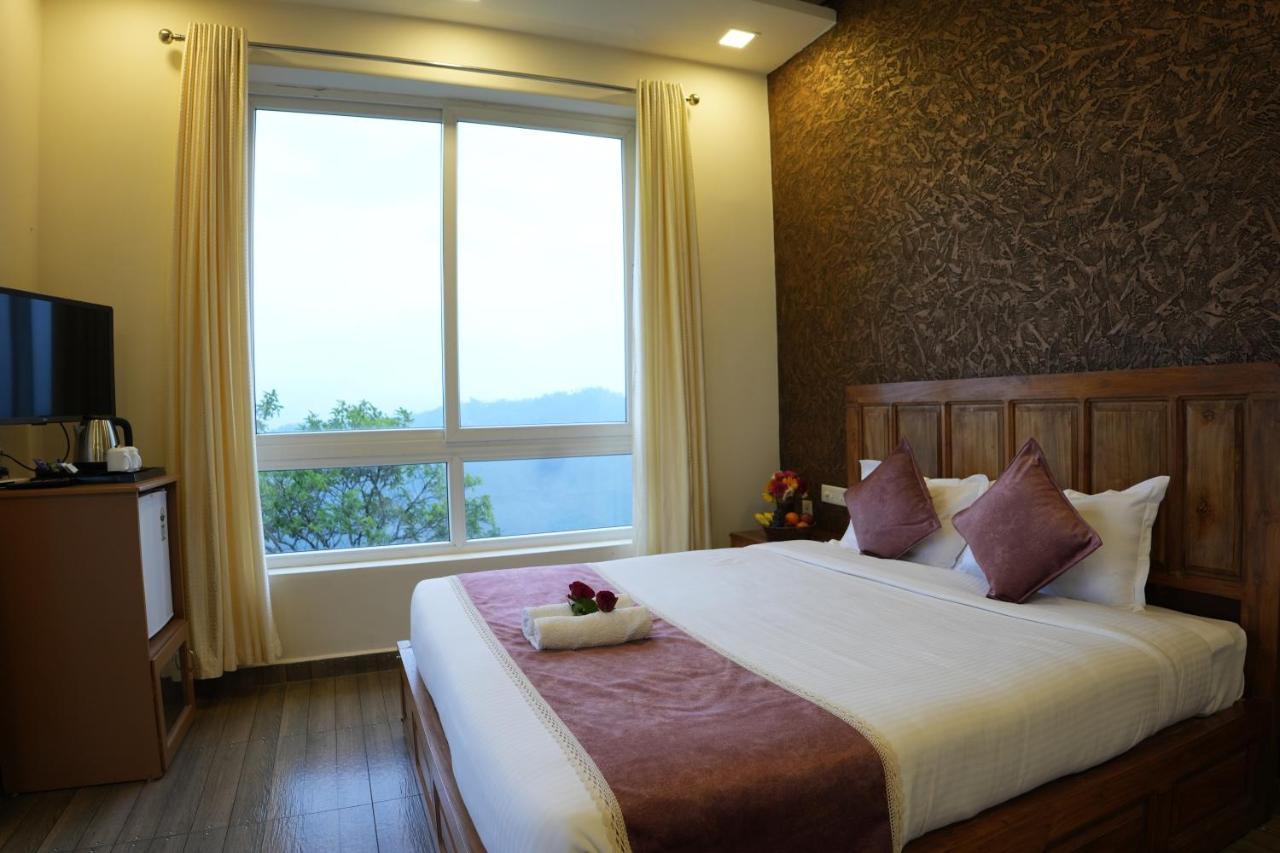 Vaga Mist Resort Vagamon Idukki Luaran gambar